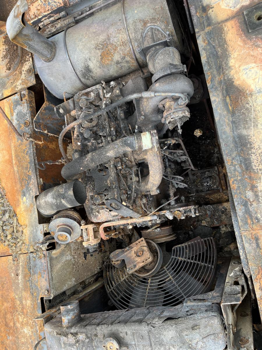 ./imagenes/INVOICE/2019/18268/JOHN DEERE 160 LC (16).JPG